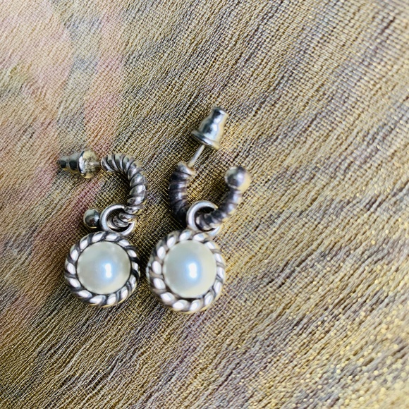 Jewelry - 🎉Host Pick!!🎉 Brighton❤️ Reversible Earrings